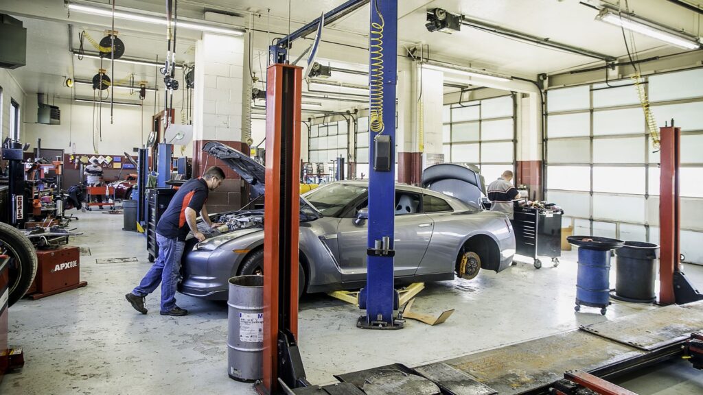 Maintaining Your Vehicle at the Best Auto Garage in Dubai