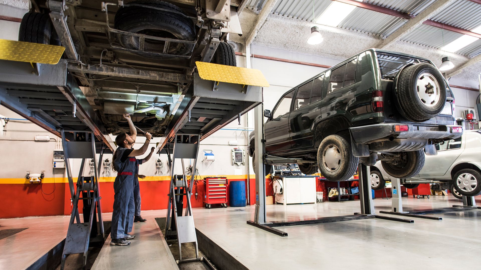 Maintaining Your Vehicle at the Best Auto Garage in Dubai